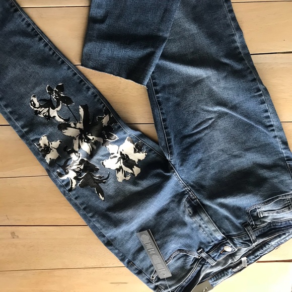 Elliott & Vine NWT! skinny Jeans w/ Floral Print - Picture 4 of 8